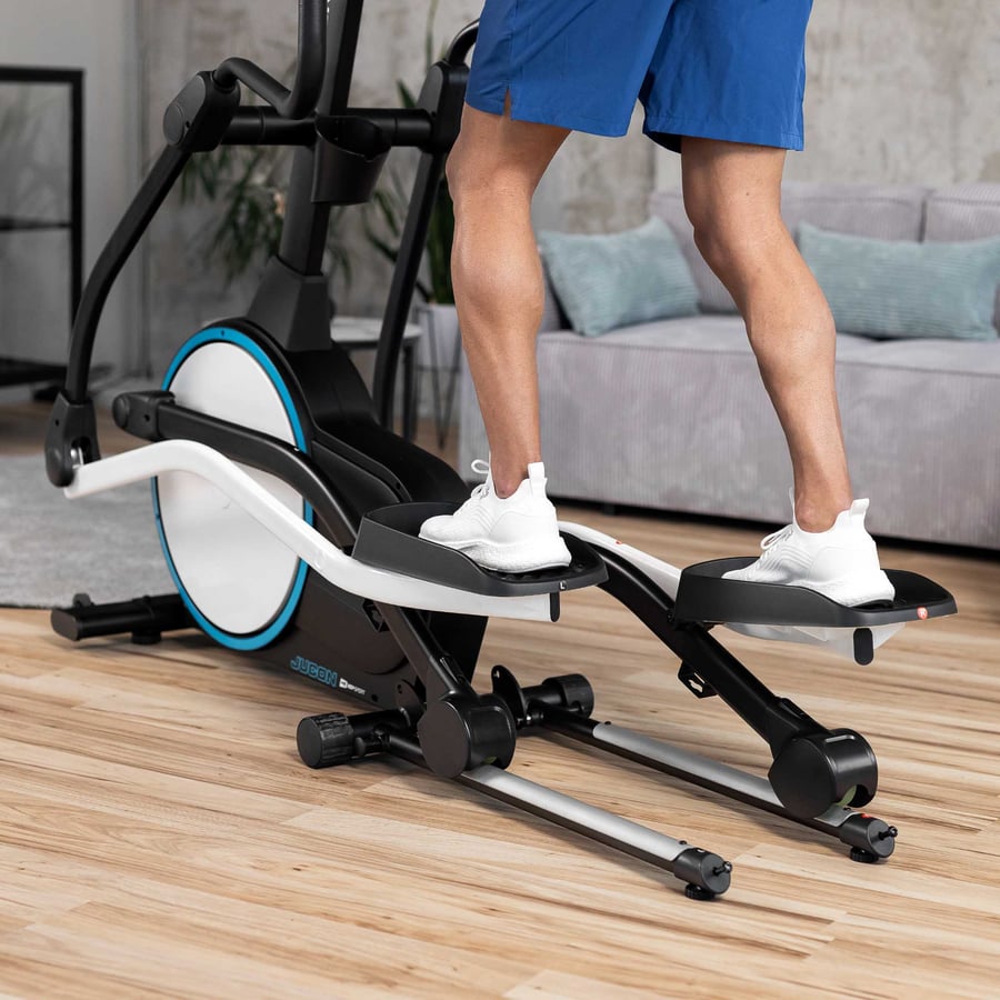 12738561-a152-4faa-593f-72967de