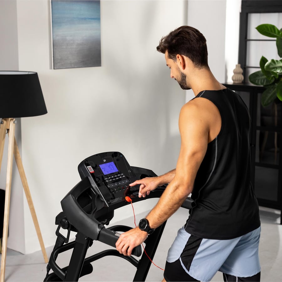 135ec550-f041-421d-ce10-7cabbec