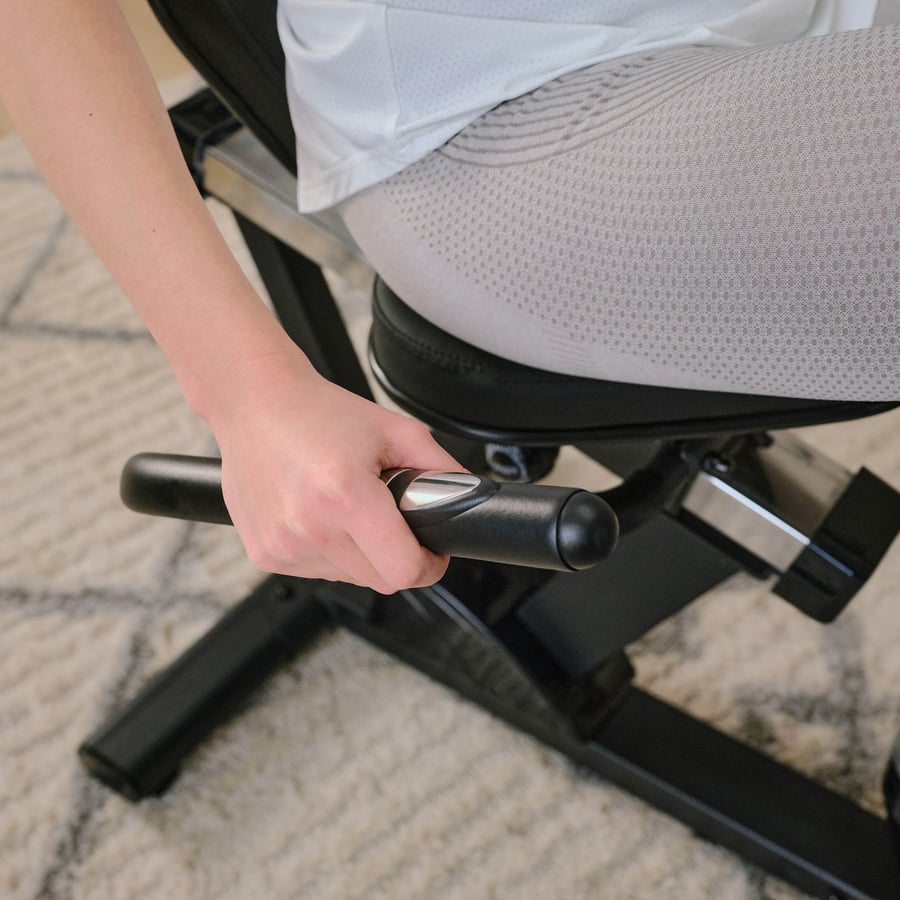 4bb0766e-b33d-4070-f192-6c7c504