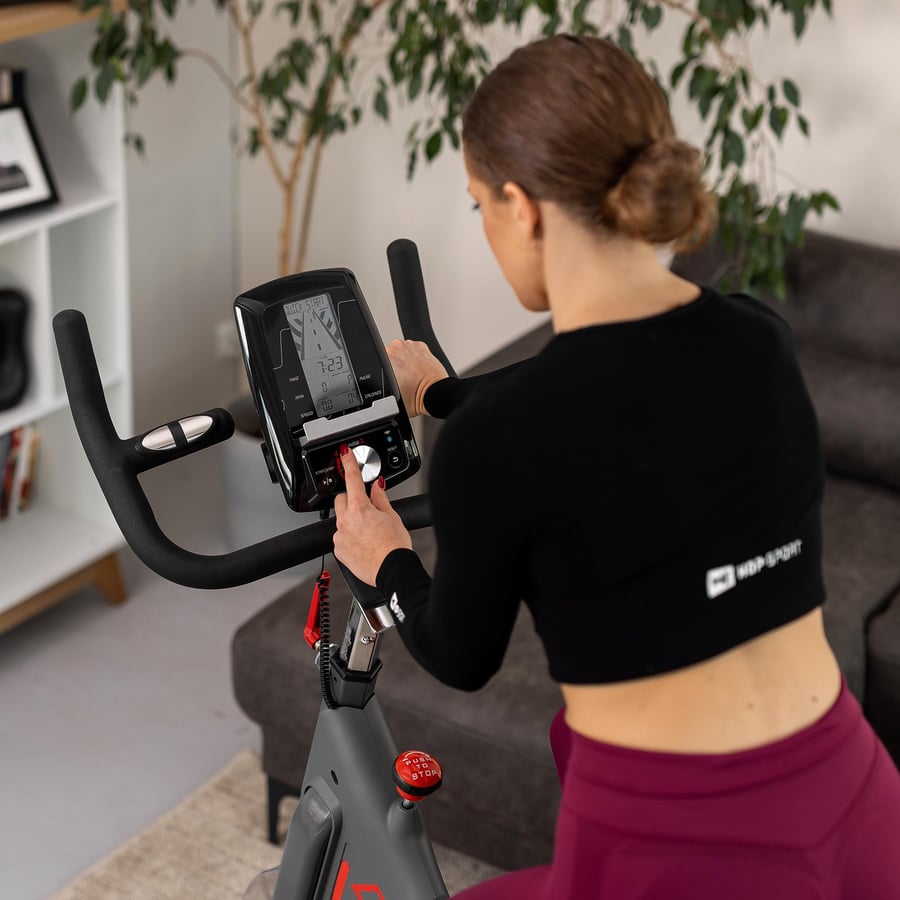 dde3c08a-50e7-4727-c3f8-e5379ca