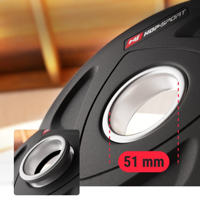 Acercamiento al anillo de acero inoxidable en la pesa olímpica de la marca Hop-sport 